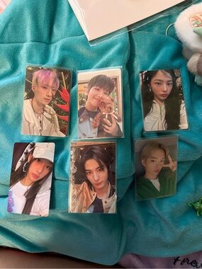 K-Pop Idol Photocards Set official